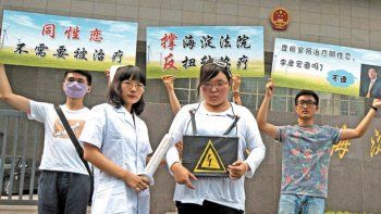 La justicia china investiga una polémica terapia para 
