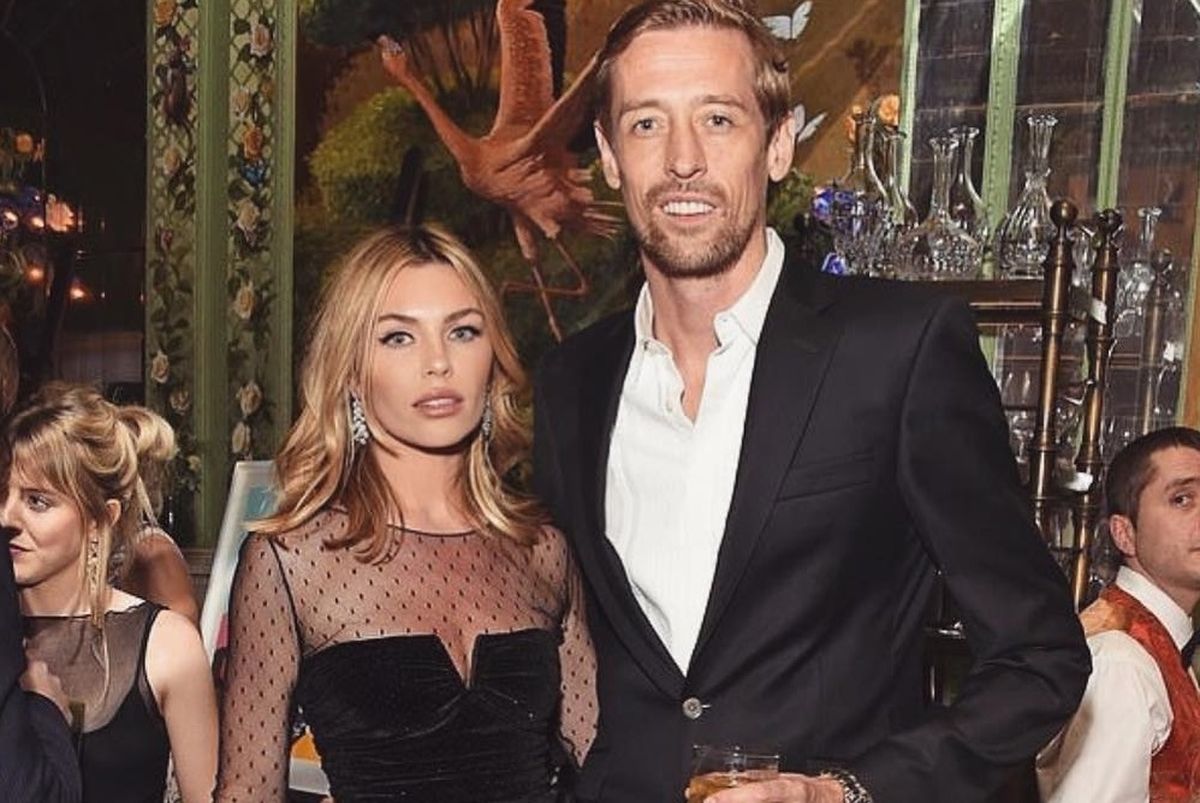 ¡Se le pudrió el rancho a Peter Crouch! A su esposa le dio celos por culpa del arquero del Liverpool