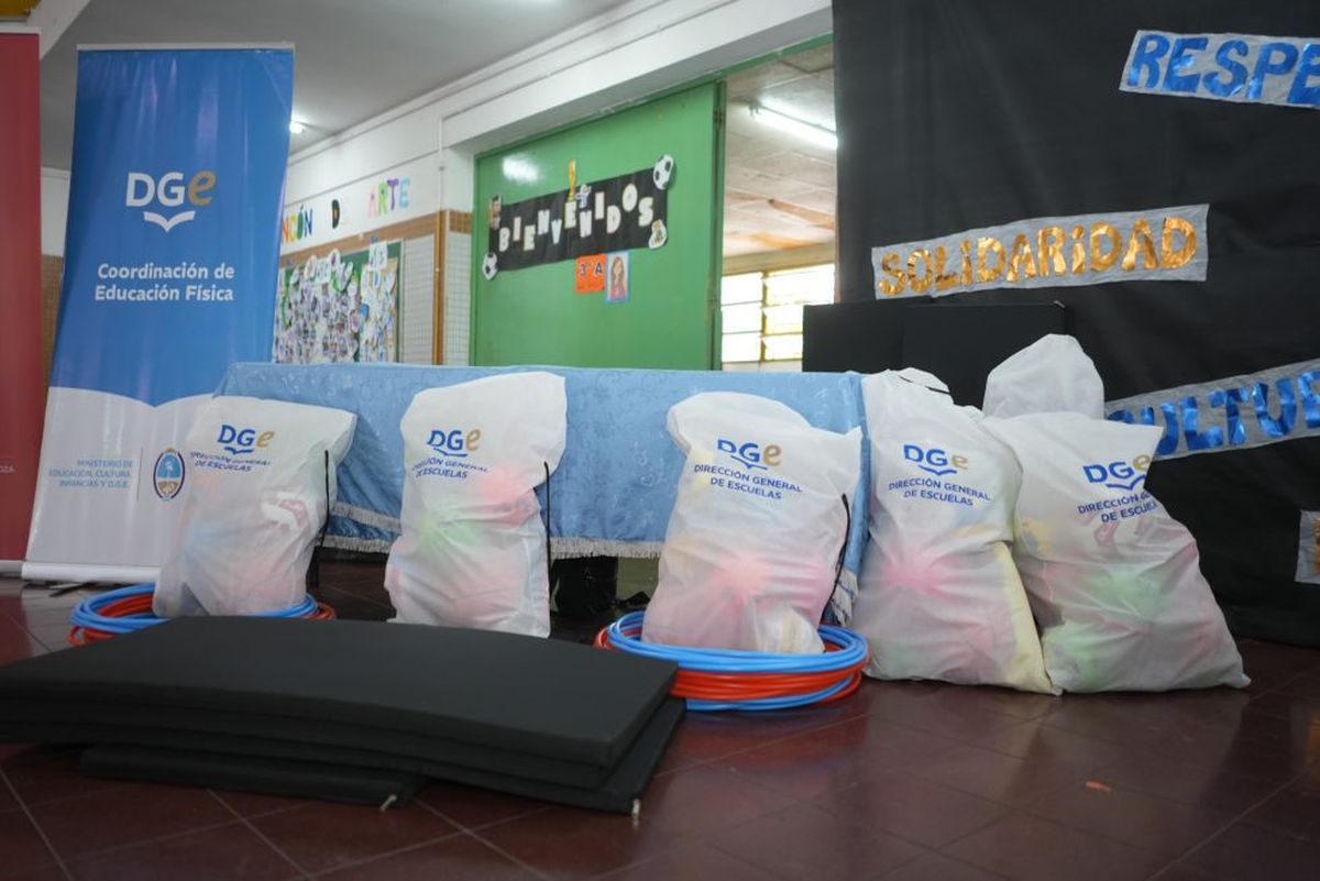 Material deportivo para escuelas de Las Heras. Material deportivo para escuelas de Las Heras.