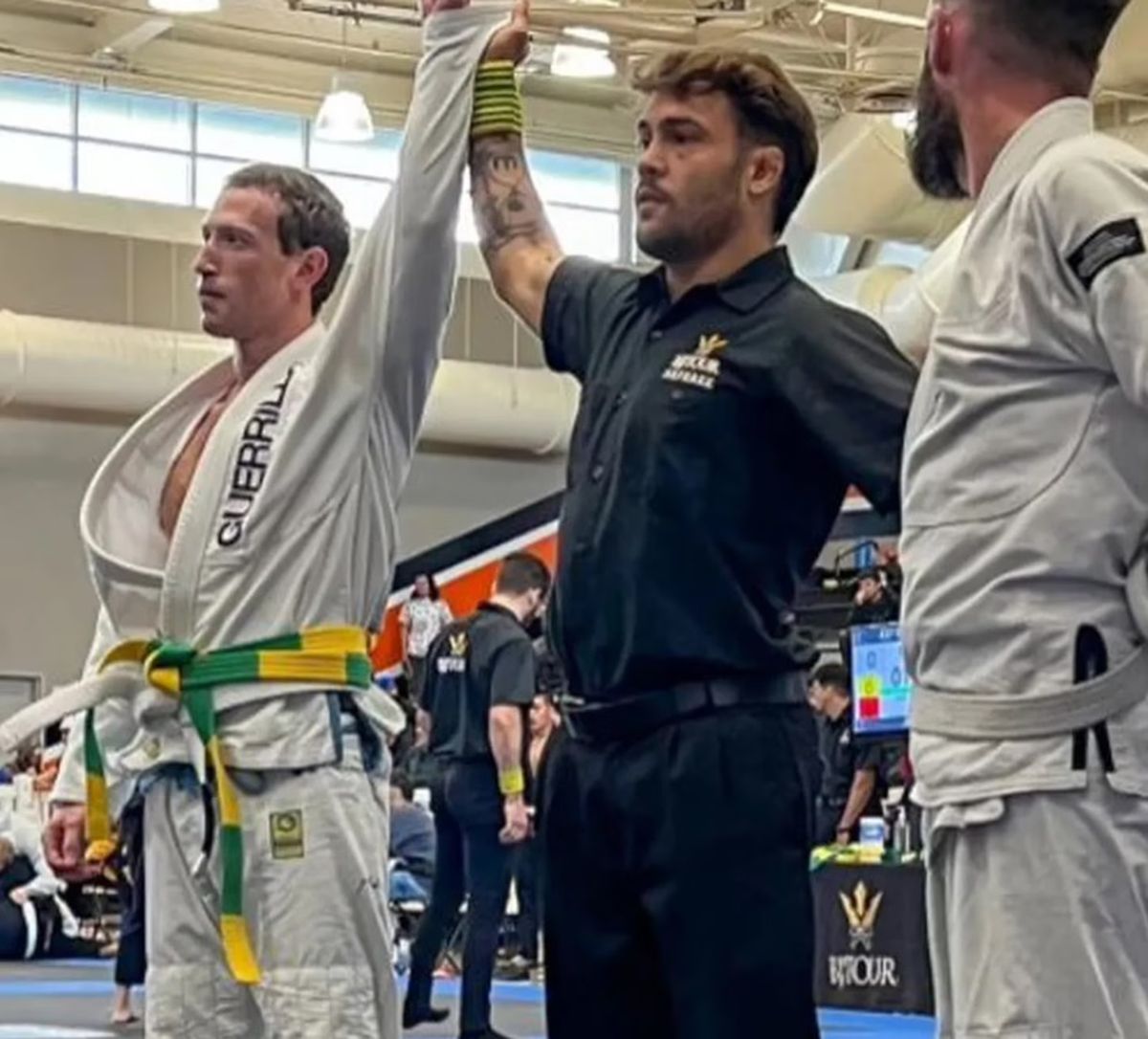 Mark Zuckemberg ganó un campeonato brasileño de jiu jitsu, que se desarrolló en Silicon, Valley Mark Zuckemberg ganó un campeonato brasileño de jiu jitsu, que se desarrolló en Silicon, Valley