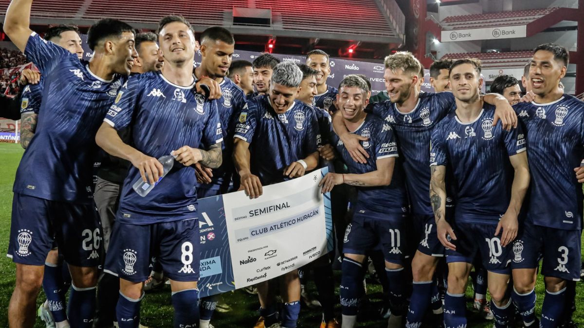 Huracán avanzó a las semifinales de Copa Argentina. 