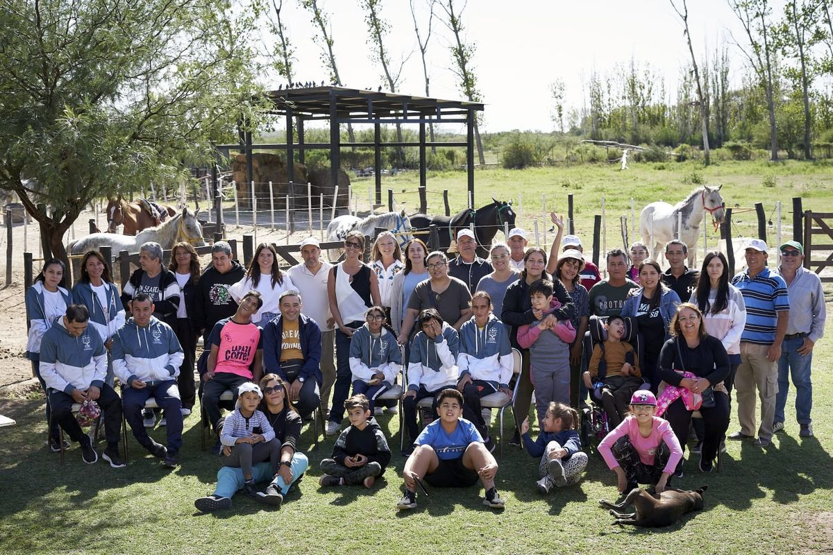 Vendimia Solidaria refuncionalizó el predio de la asociación Brillarán sus Huellas de La Paz