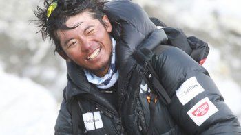 Abandonó el primer escalador en enfrentarse al Everest tras el sismo en Nepal