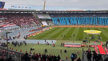 River y Belgrano definen al campeón del Torneo Apertura en medio de una gran expectativa River y Belgrano definen al campeón del Torneo Apertura en medio de una gran expectativa
