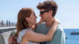 Bajo el sol Amalfitano, la comedia romántica que estrenó Netflix