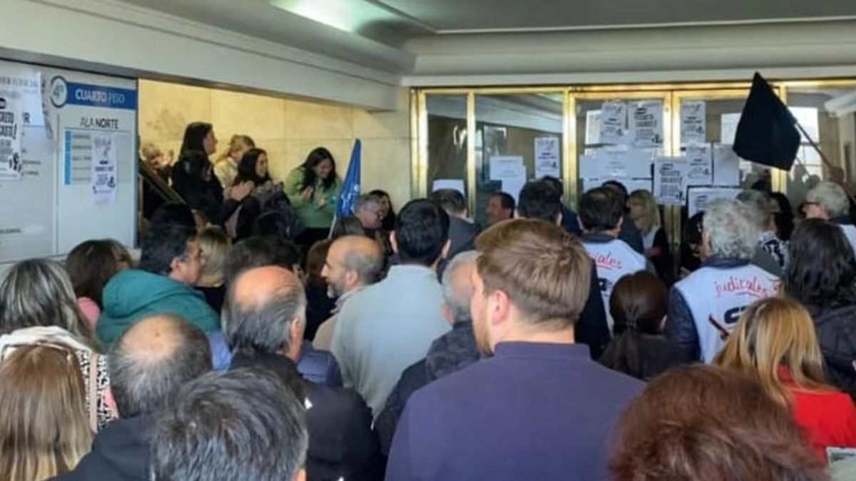 Los judiciales se manifestaron este jueves. Los judiciales se manifestaron este jueves.
