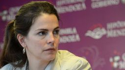 La legisladora Canale apuntó también contra Fernández Sagasti (PJ) para pedirle que interceda ante presidencia