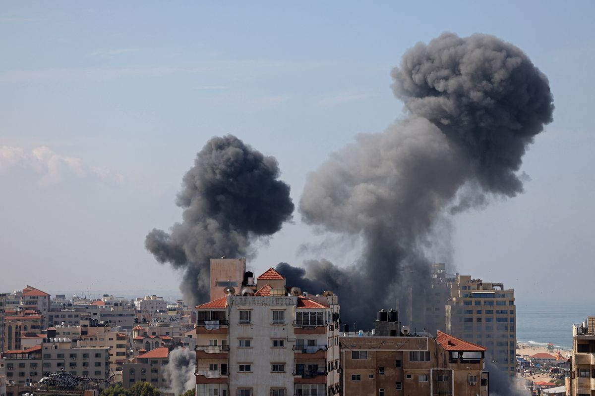 Edificios bombardeados en Israel por el grupo Hamas. Edificios bombardeados en Israel por el grupo Hamas.