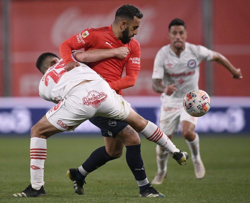 Independiente no pudo con los suplentes de Argentinos