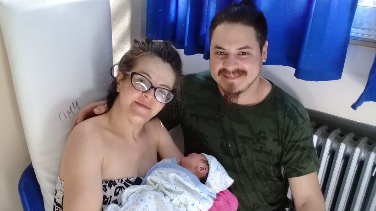 El primer bebé del año 2023 en Mendoza se llama Valentín y es de San Rafael. Sus papás, Alejandra y Lucas, pasaron el 31 de diciembre en el Schestakow