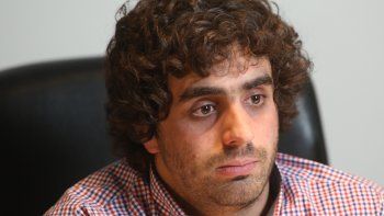 Tiraron una bomba molotov en la casa del hermano de Natalio Mema