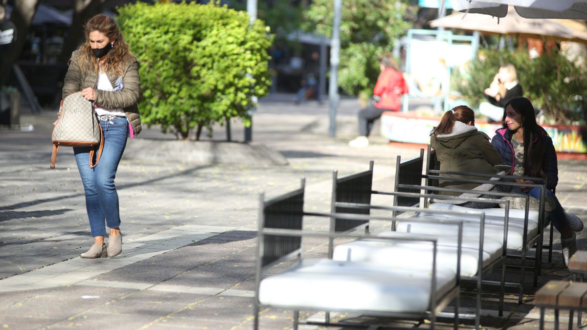 Solo algunas horas de sol habría en los próximos días en Mendoza, aunque continuará el frío