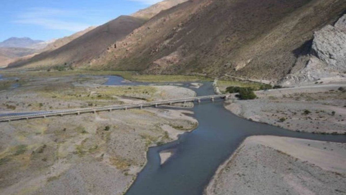 Este miércoles 28 el gobernador Rodolfo Suarez espera recibir el pago de la quinta cuota de Portezuelo del Viento, que esta vez será de U$S29,9 millones.
