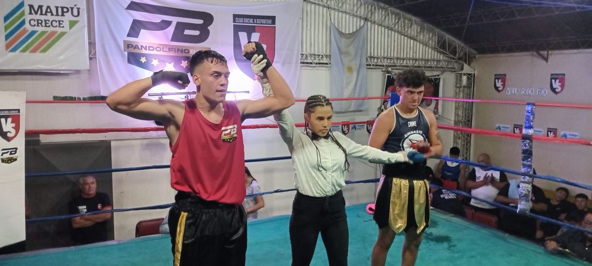 El boxeo amateur hizo vibrar al Club Villa Seca y hay campeón Guantes de Oro