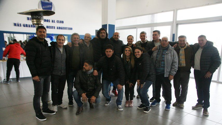 Los héroes del barro tuvieron su homenaje por el ascenso de Godoy Cruz