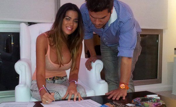 Es oficial: Karina Jelinek puso el gancho y ya es nueva chica Fort
