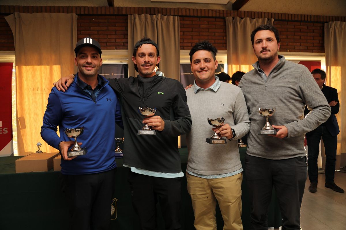 Llegaron de Córdoba en auto y terminaron segundos. Llegaron de Córdoba en auto y terminaron segundos.