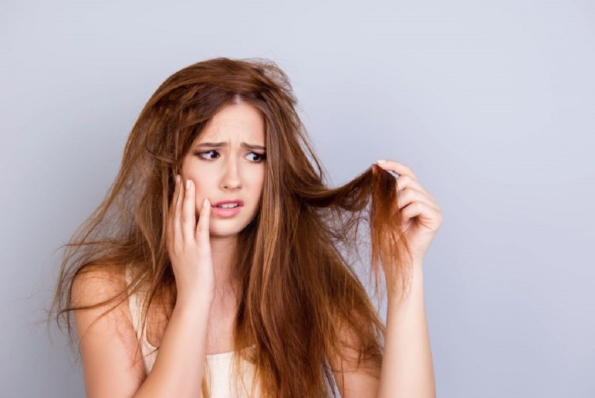 Esta mascarilla casera de tres ingredientes salvará tu cabello dañado