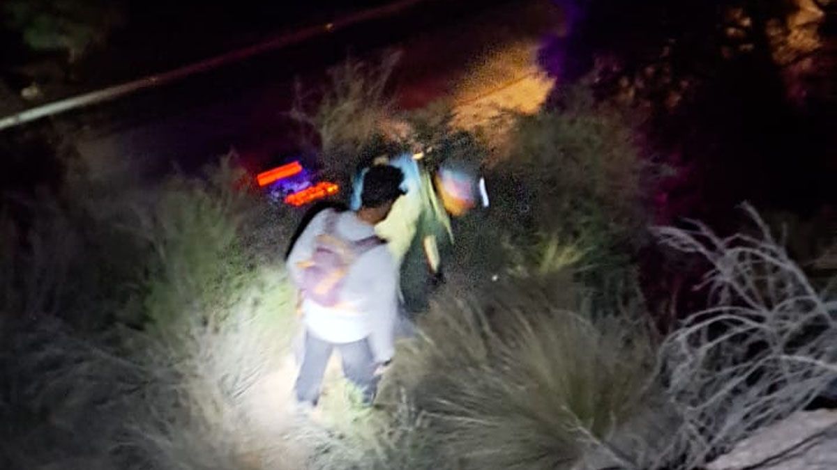 Un andinista se dobló el pie en el cerro Camello Sur, en Cacheuta, y por el dolor tenía miedo a continuar el descenso. Un andinista se dobló un pie en el cerro Camello Sur, en Cacheuta, y por el dolor tenía miedo a continuar el descenso.