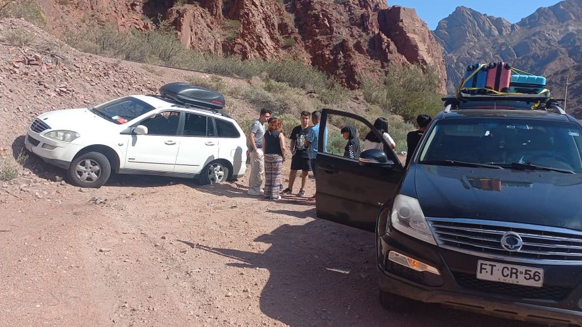 La ruta quedó intransitable por unas horas mientras se hicieron los peritajes para determinar cómo fue el choque.