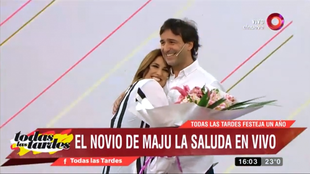 Lozano y su novio anunciaron su