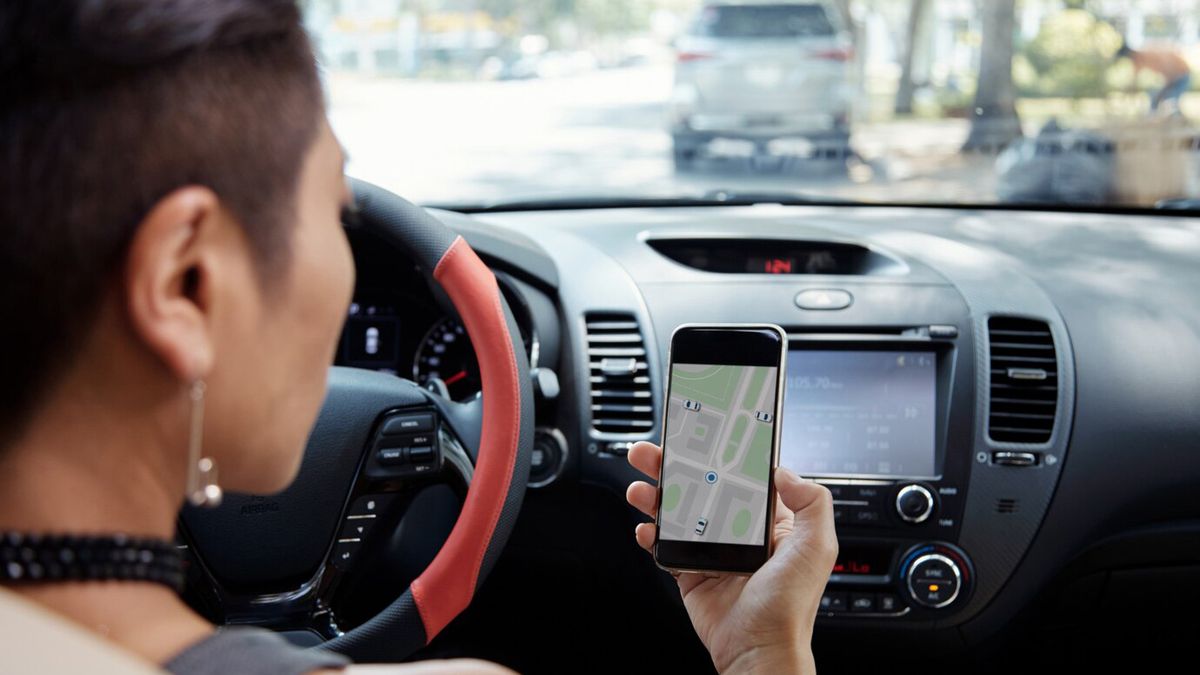 Muchas personas consultan aplicaciones como Google Maps para llegar a diversos lugares en todo el mundo. Muchas personas consultan aplicaciones como Google Maps para llegar a diversos lugares en todo el mundo.