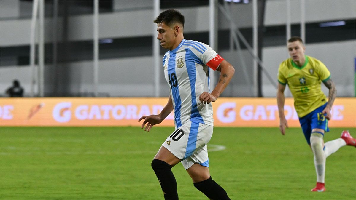 Claudio Echeverri.