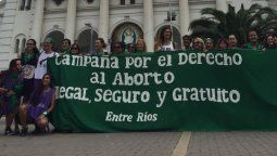 Miradas: Pequeñas revoluciones Miradas: Pequeñas revoluciones