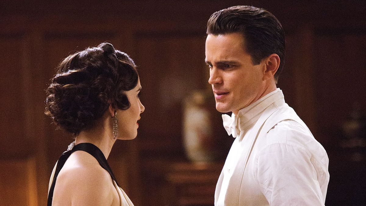 Matt Bomer y Lily Collins en El último magnate. Imagen: Prime Video