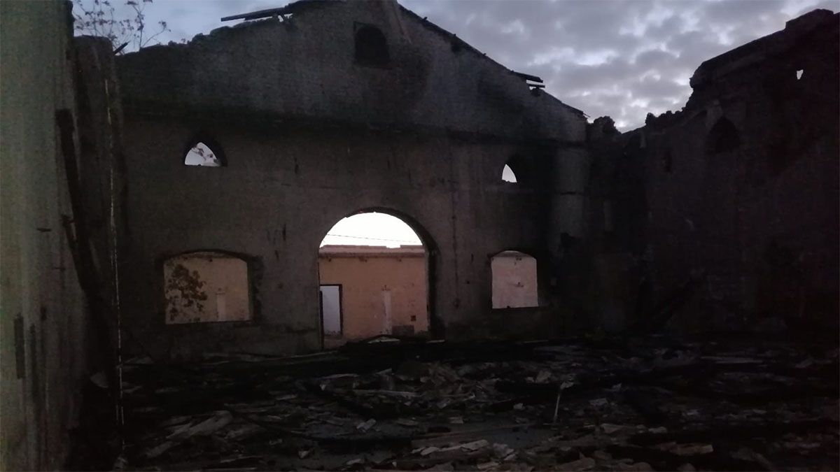 Incendiaron parte de un galpón abandonado del Ejército