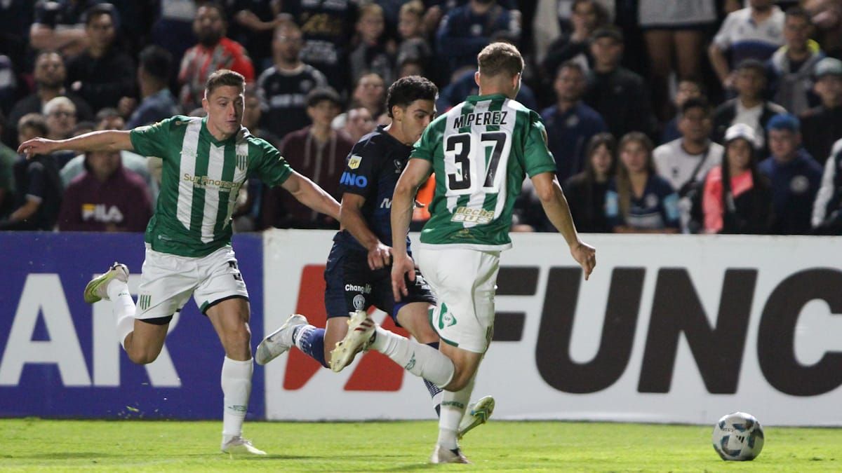 Independiente Rivadavia no pudo con Banfield en el Gargantini (UNO/Nicolás Ríos) Independiente Rivadavia no pudo con Banfield en el Gargantini (UNO/Nicolás Ríos)