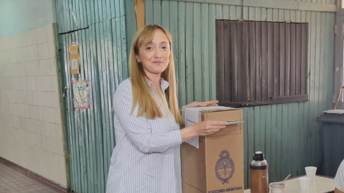 Anabel Fernández Sagasti anunció que se denunciará a la Justicia Electoral por rotura de boletas en Mendoza.