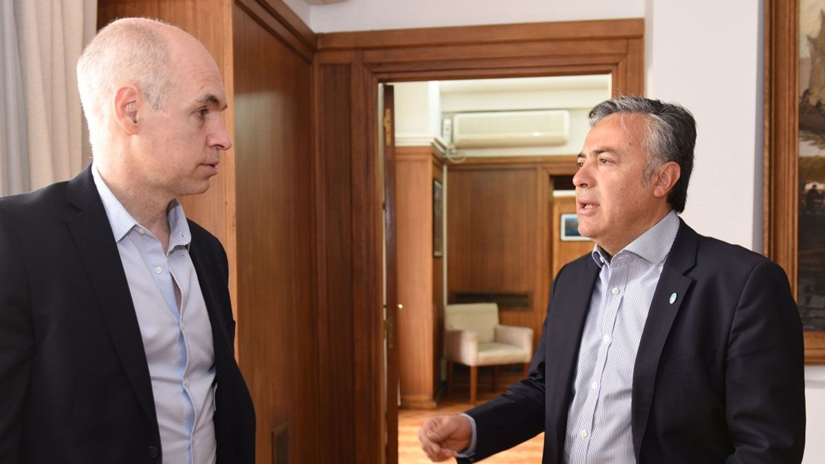 Los radicales aseguran que este fin de semana hubo una serie de llamadas de Horacio Rodríguez Larreta a Alfredo Cornejo para asegurarle que él también le aconsejó a De Marchi que no deje Cambia Mendoza.