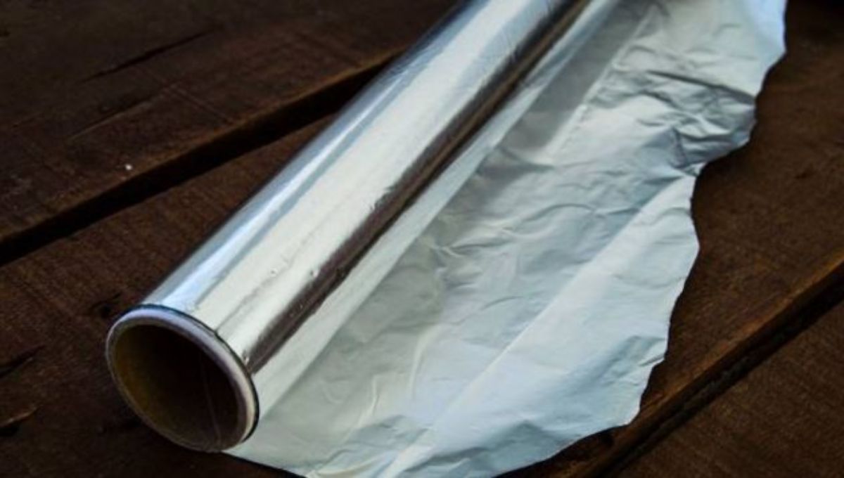 ¿El papel aluminio tiene un lado correcto? El truco para usarlo de forma correcta