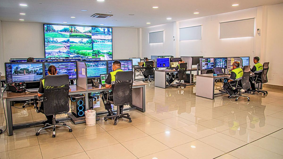 El centro de monitoreo del sistema de seguridad de Dalvian.