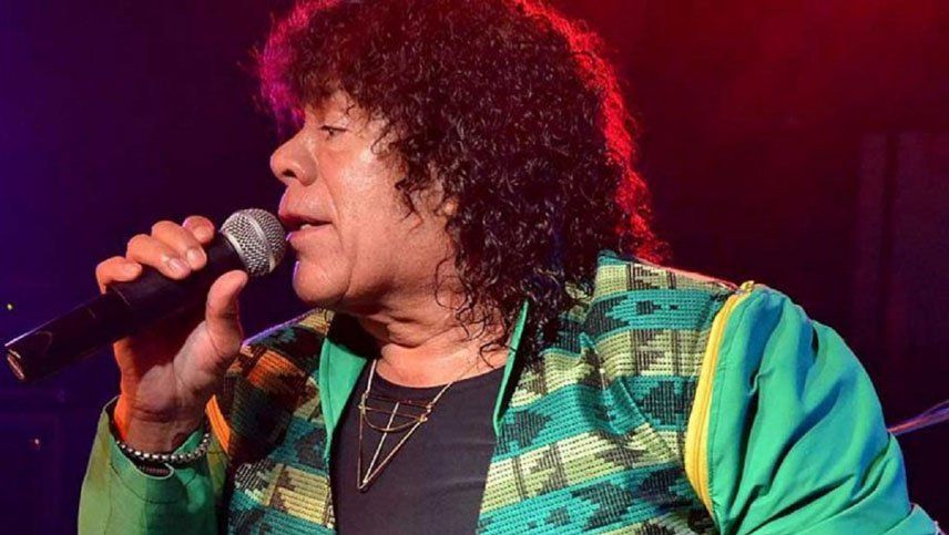 Por una batalla campal, la Mona Jiménez tuvo que suspender su show