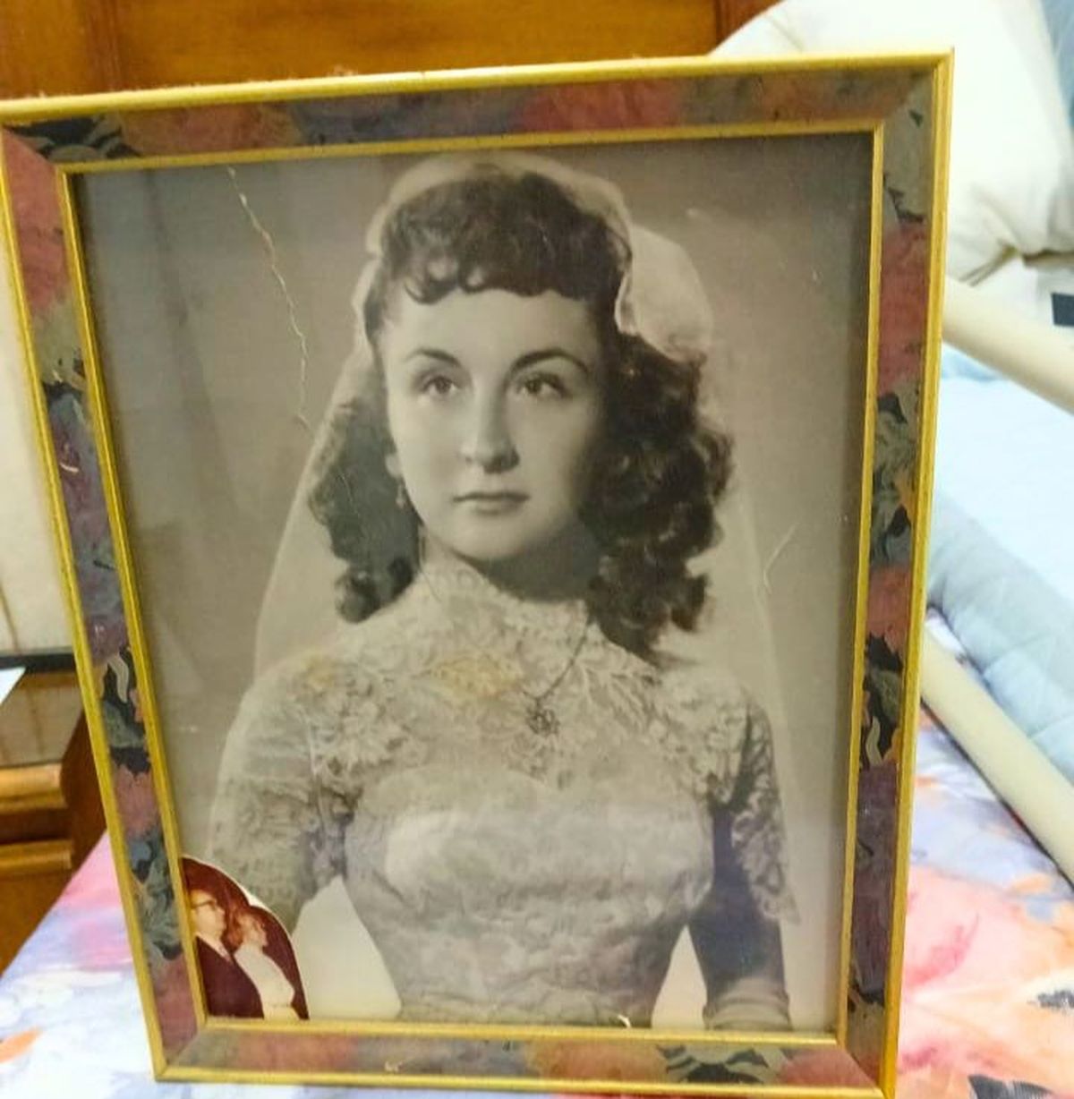 Vestida de novia. Vestida de novia.