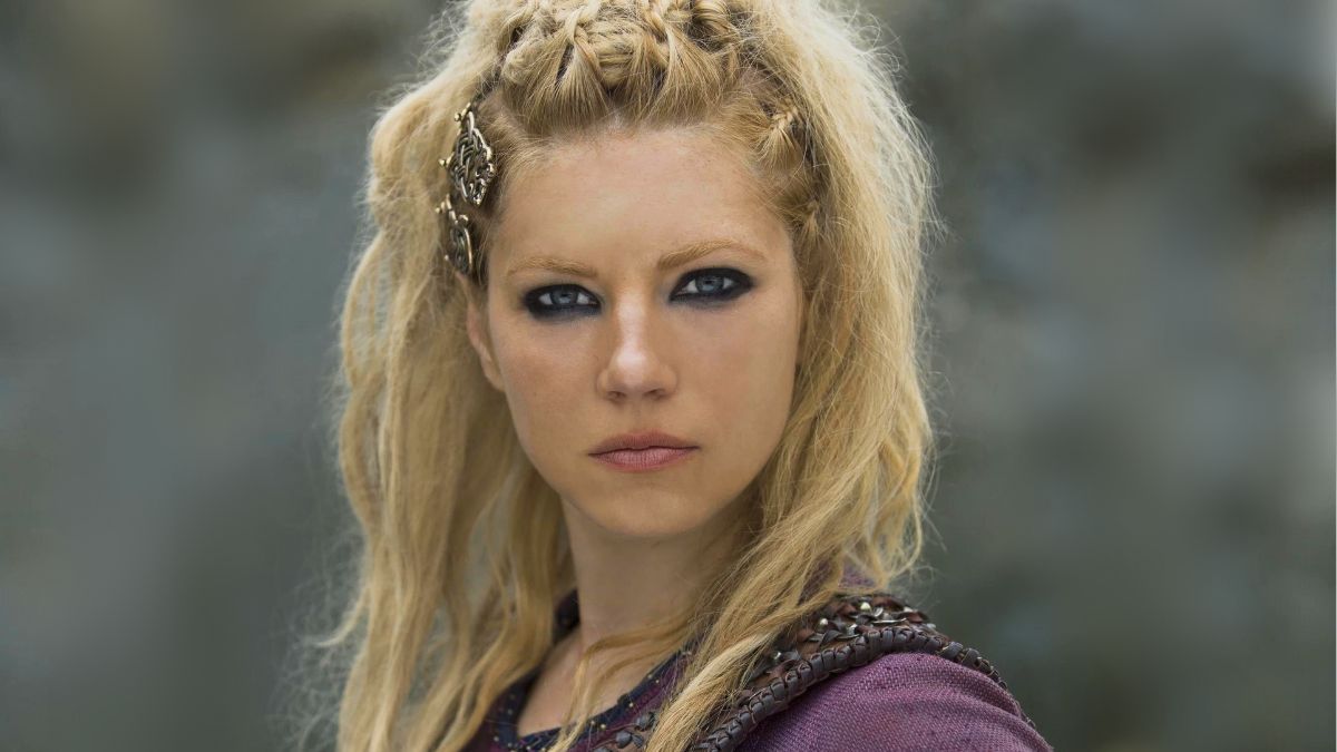 Respira hondo antes de ver cómo luce la bella Lagertha de Vikingos hoy, a  10 años de su estreno