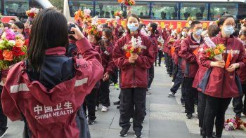 China prueba una vacuna al nuevo coronavirus con una centena de voluntarios