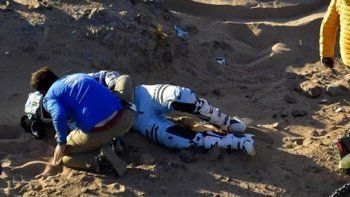 Grave accidente en el Dakar: Van Beveren voló de su moto y se rompió la clavícula