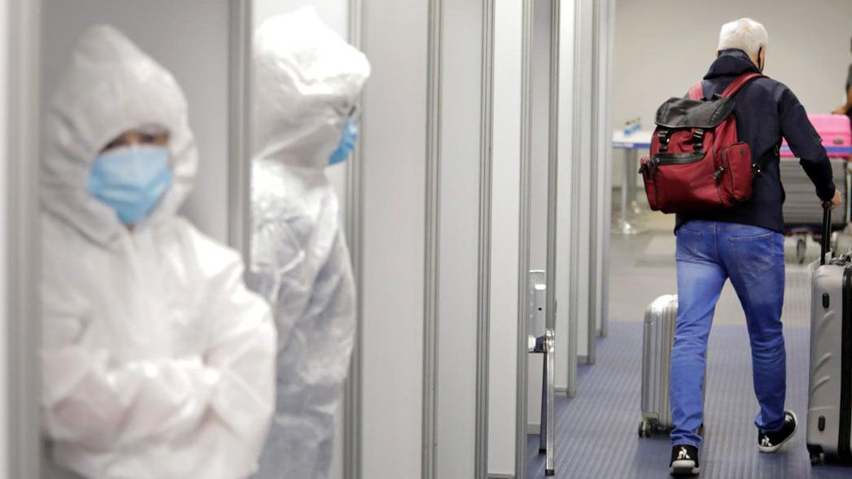 El primer positivo de la variante Delta&nbsp; en C&oacute;rdoba fue portado por un viajero que regres&oacute; desde Lima y falleci&oacute; el 22 de agosto. Este viernes detectaron nuevos casos sin nexo epidemiol&oacute;gico.