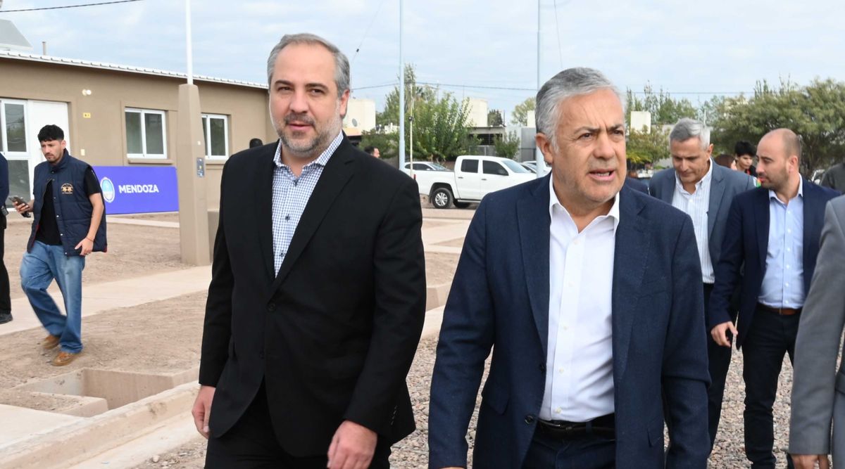 Matías Stevanato, intendente peronista, en una actividad compartida con el gobernador radical Alfredo Cornejo. Matías Stevanato, intendente peronista, en una actividad compartida con el gobernador radical Alfredo Cornejo.