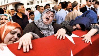 La pena de muerte sería ley otra vez en Turquía tras la asonada golpista