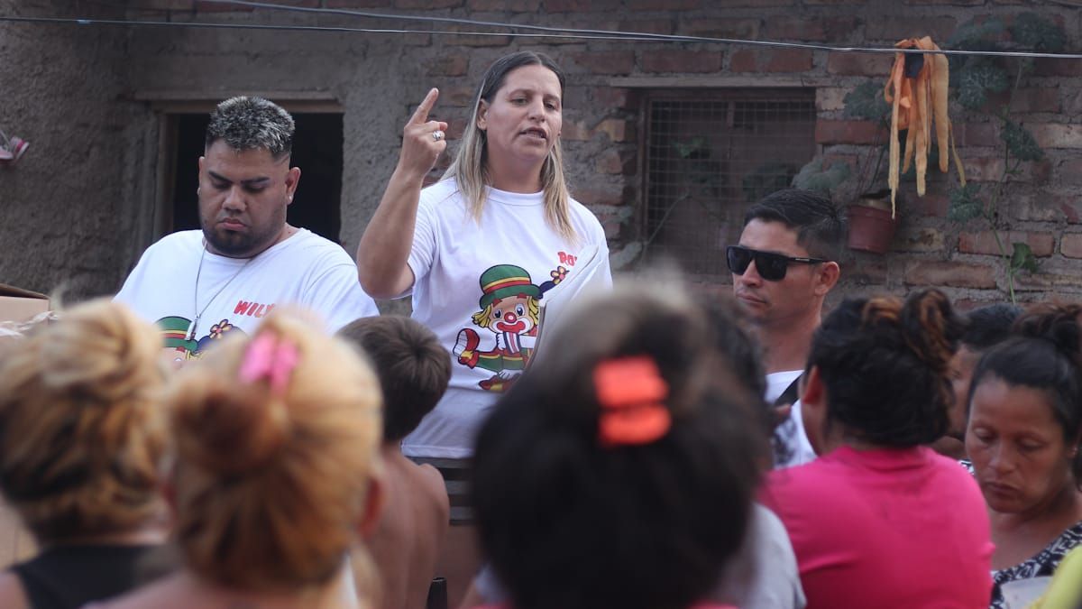 Roxana Gallo. Roxana Gallo.