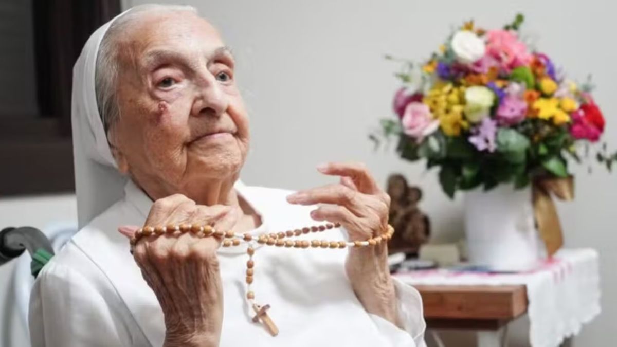 La persona más vieja del mundo: murió la monja que había recibido la bendición de Francisco