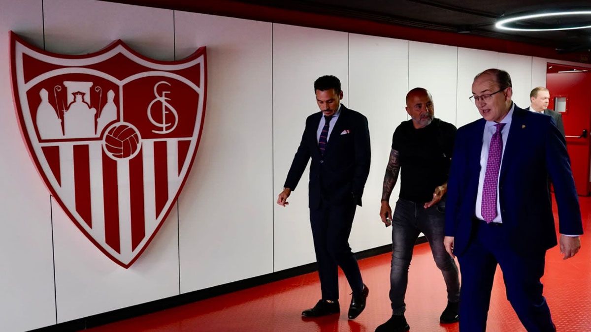 Sampaoli tuvo un agitado primer día como DT del Sevilla