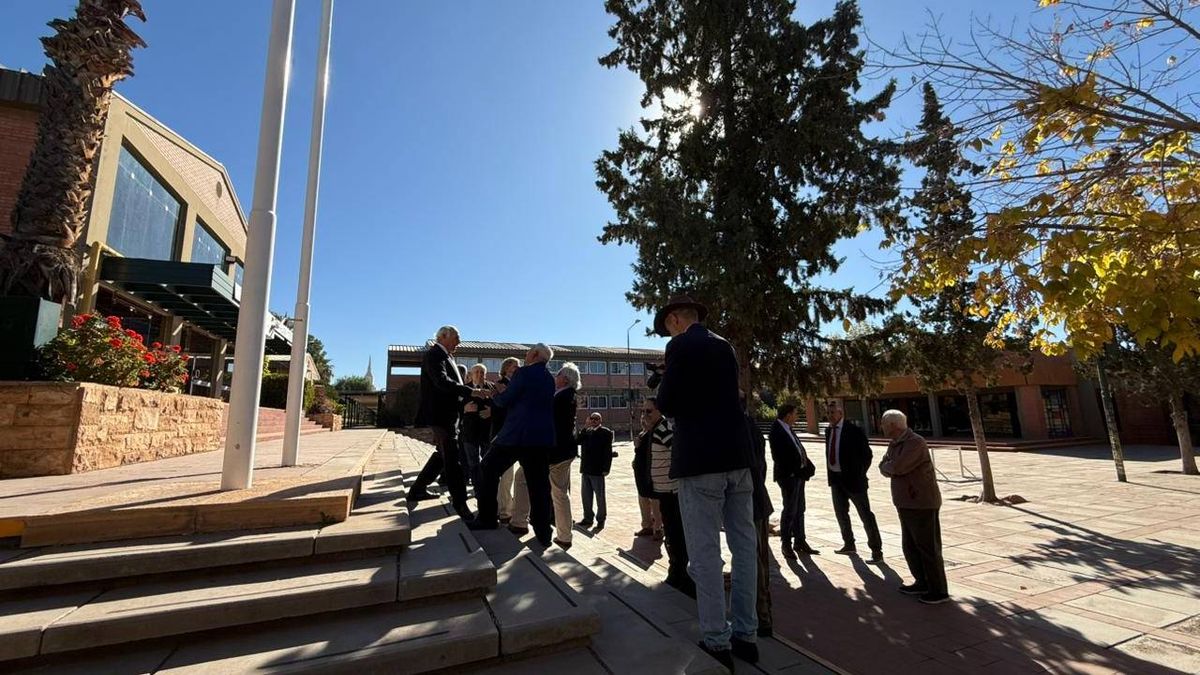 El momento de izar la bandera y todas las emociones juntas. El momento de izar la bandera y todas las emociones juntas.