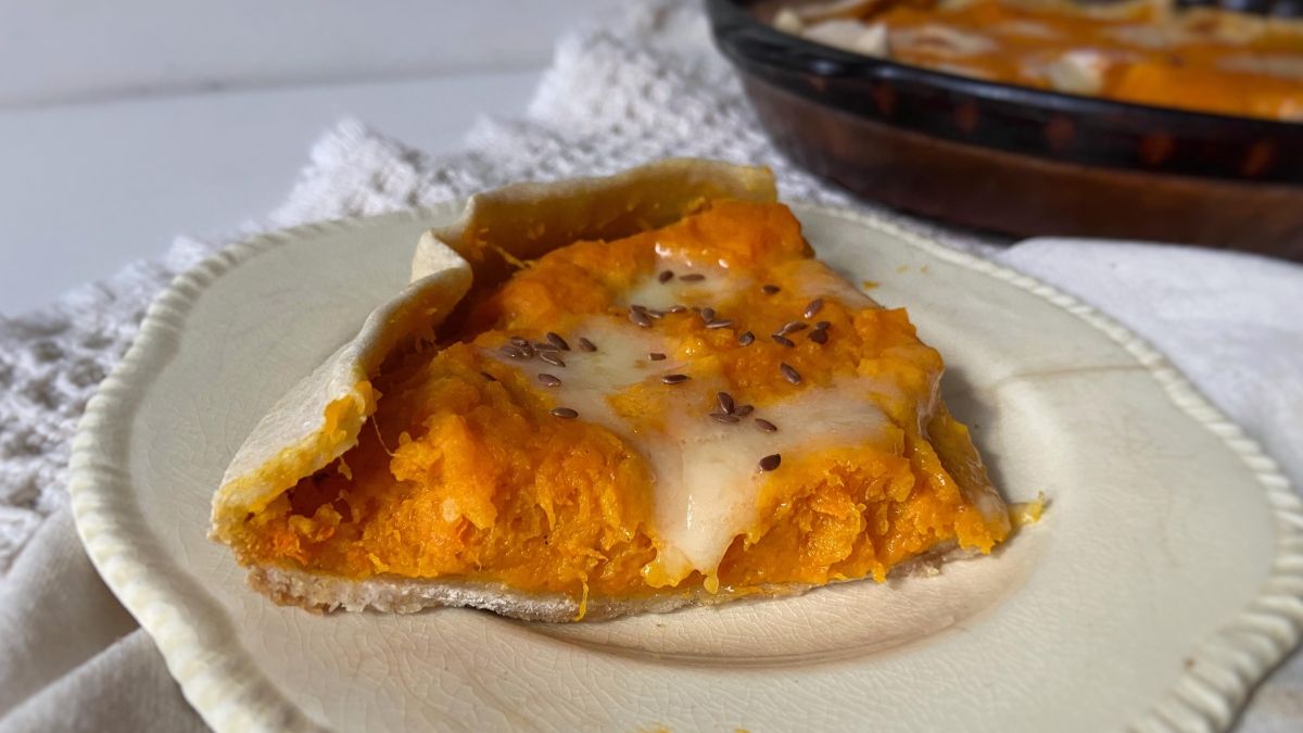 Receta. Tarta de zapallo y cebolla caramelizada. Receta. Tarta de zapallo y cebolla caramelizada.