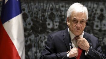 Piñera dijo que no dejará su cargo y que discutirá hasta la reforma de la Constitución
