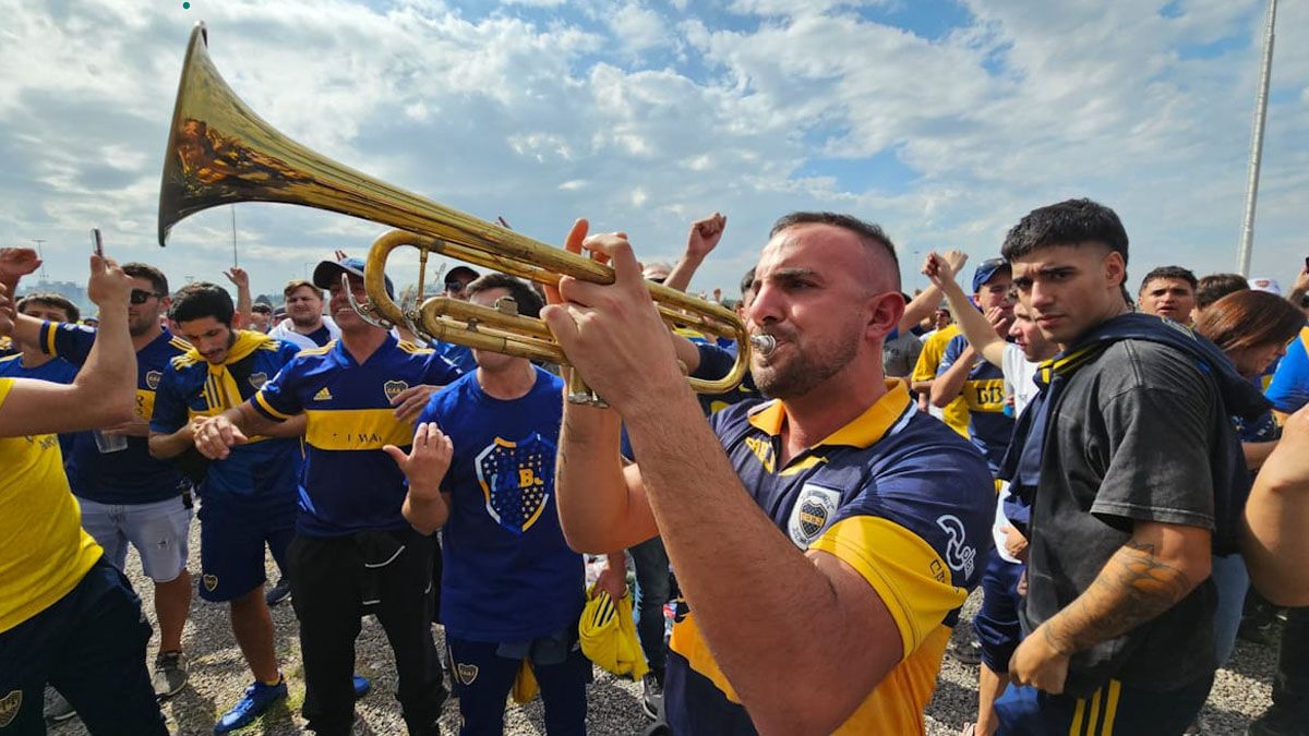 Los hinchas de Boca llegaron en masa a Córdoba (UNO/Nicolás Ríos)